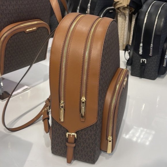 Michael Kors Jaycee Large Zip Pocket Backpack Brown - Picture 13 of 16